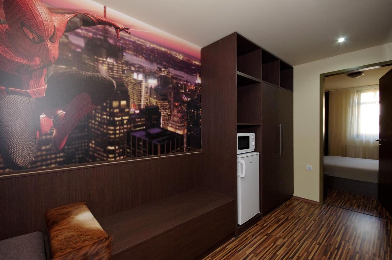 Corvin Apartman Дьюла Экстерьер фото